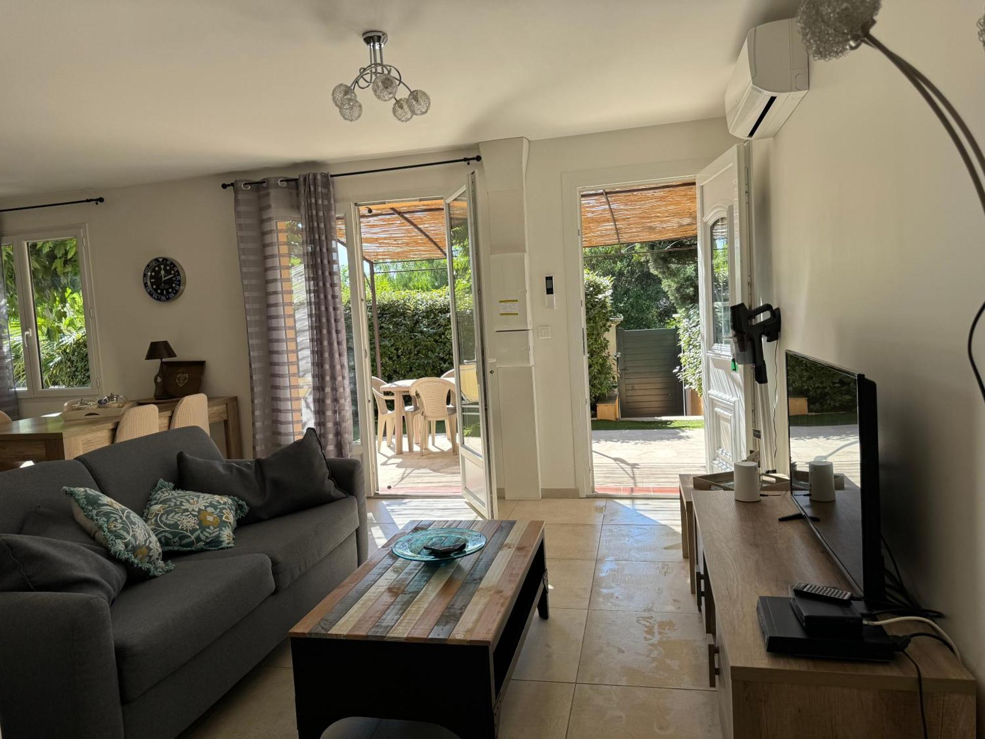 Villa ,Maison indépendante, avec piscine privative Puget-sur-Argens Exterior foto