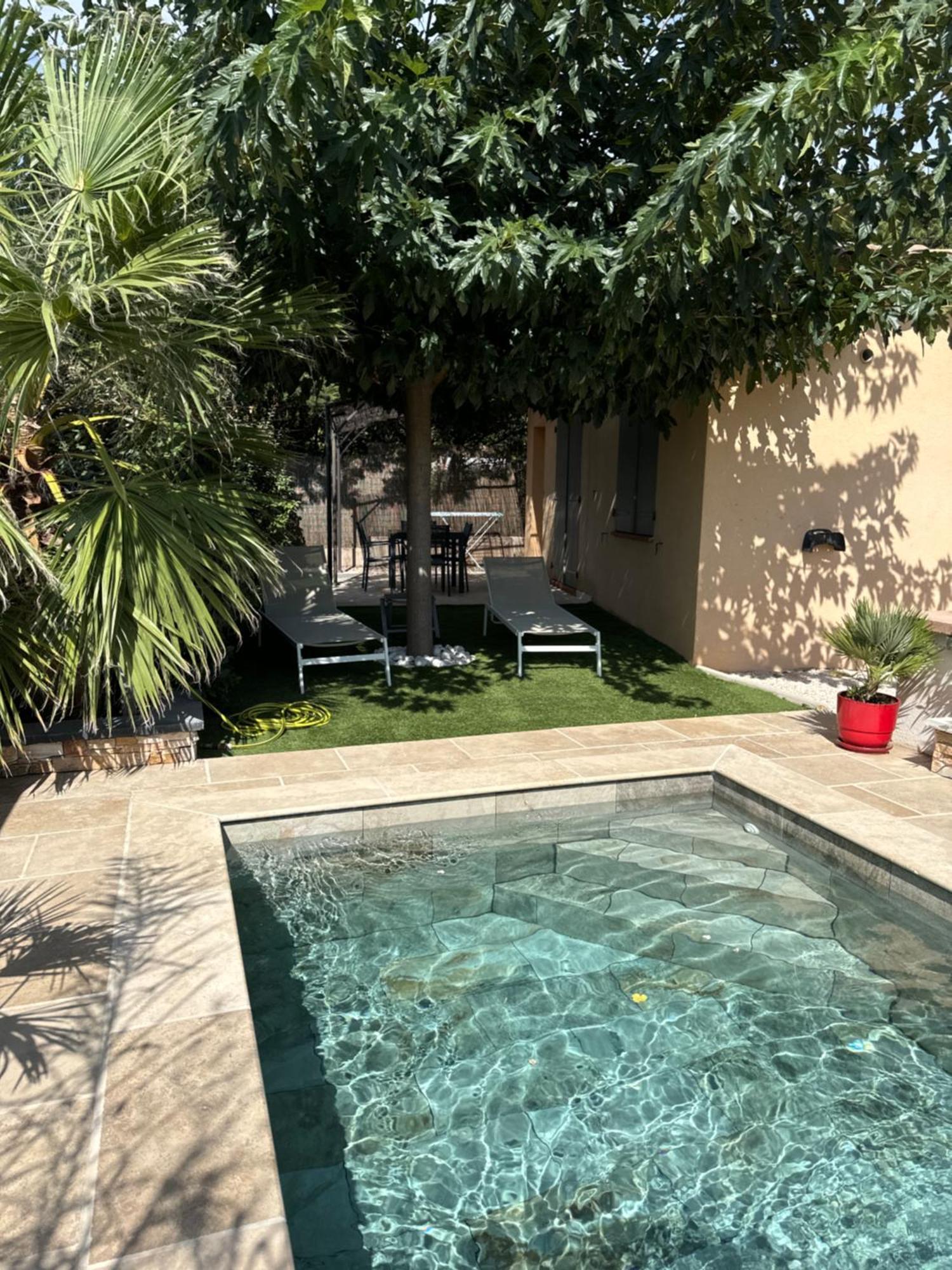 Villa ,Maison indépendante, avec piscine privative Puget-sur-Argens Exterior foto